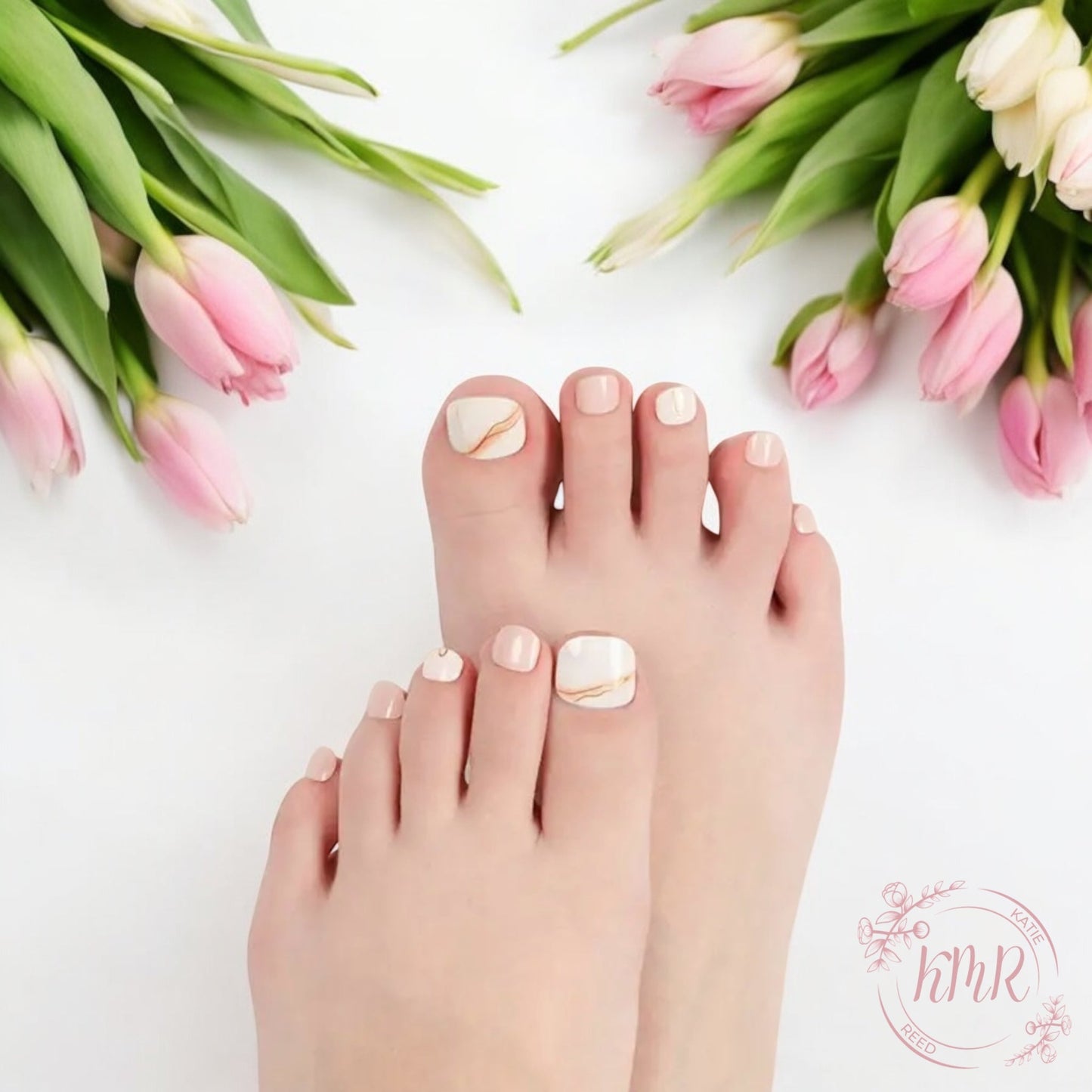 Dahlia Premier Gel Pedicure Wrap
