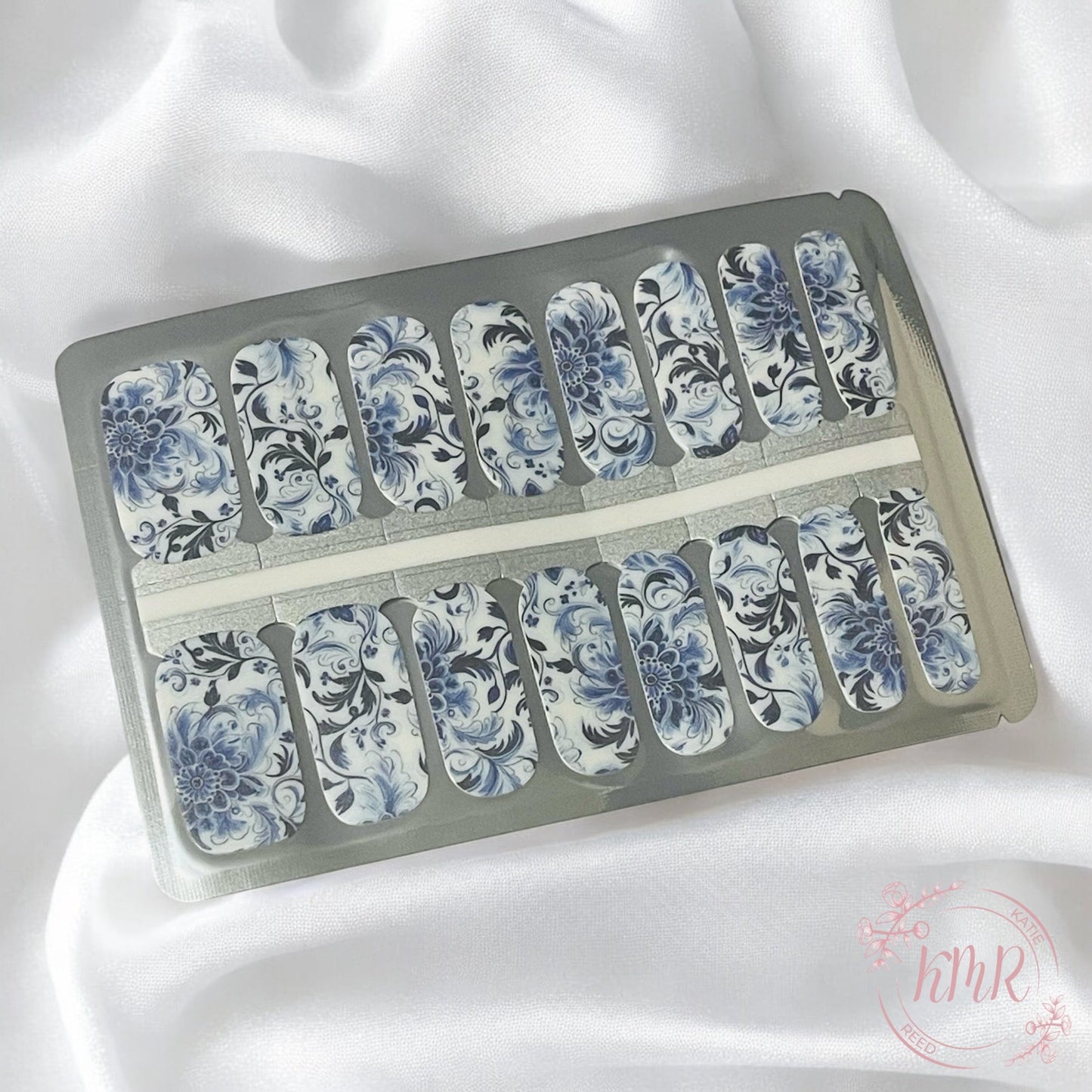 Agnes Nail Wrap