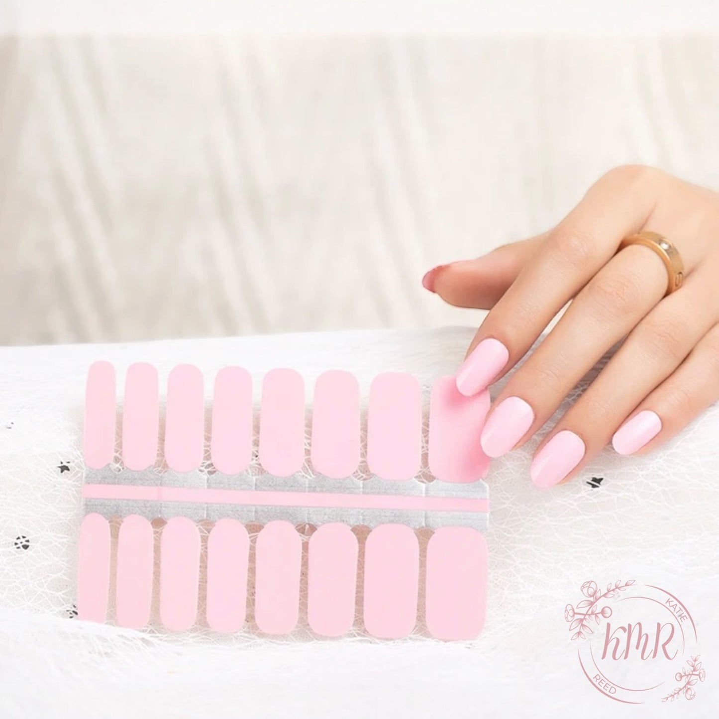 Aaron Nail Wrap