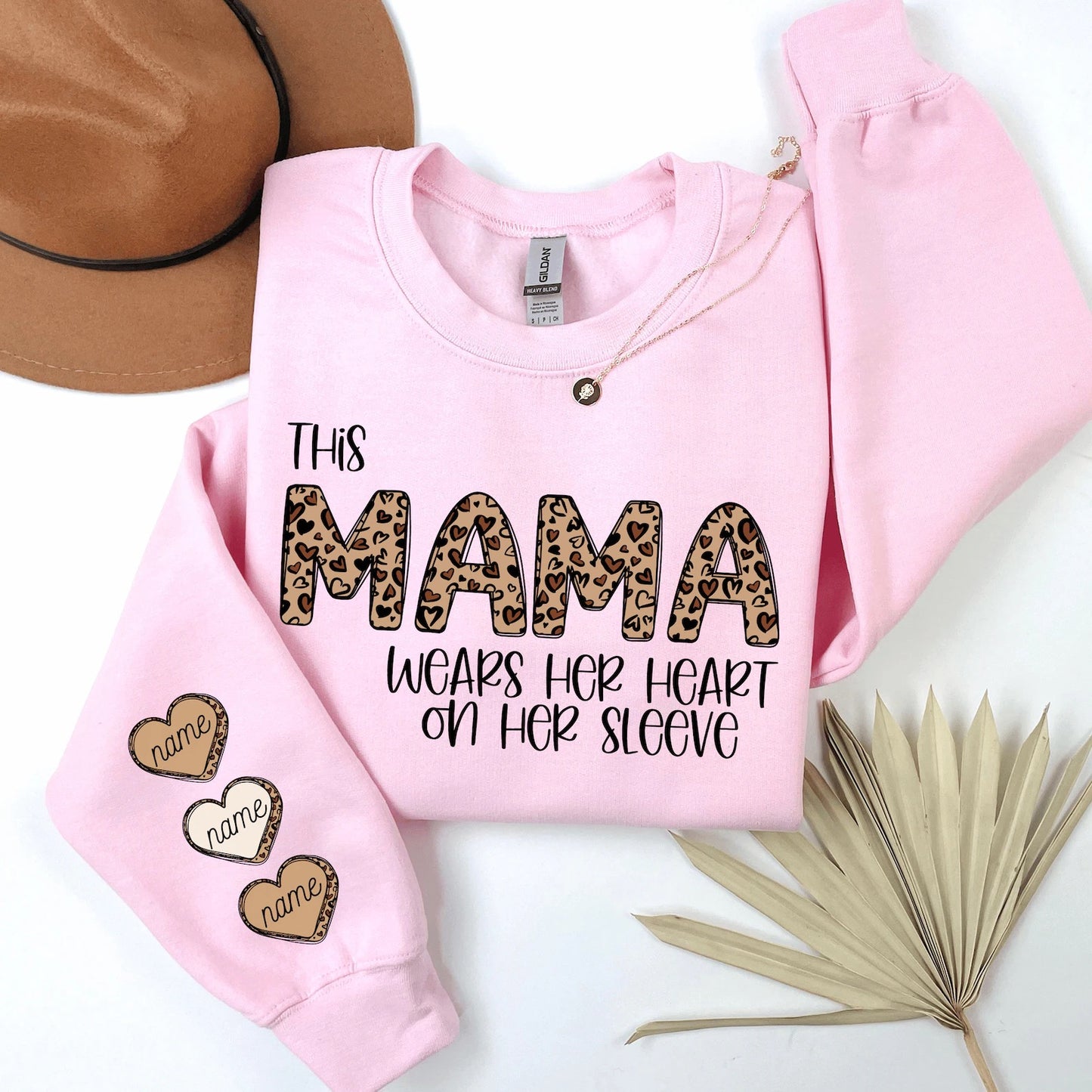 This MAMA wears her heart on her sleeve (Cheetah print)