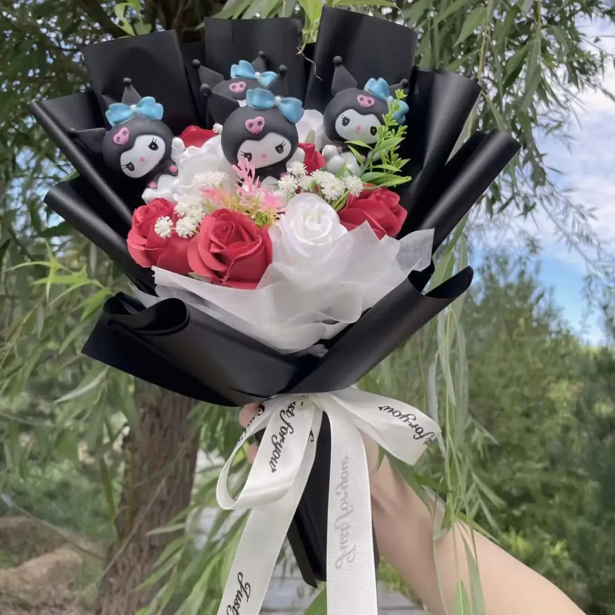 Kawaii Hello Kitty Plush Bouquet – Sanrio Flower Gift for Birthdays