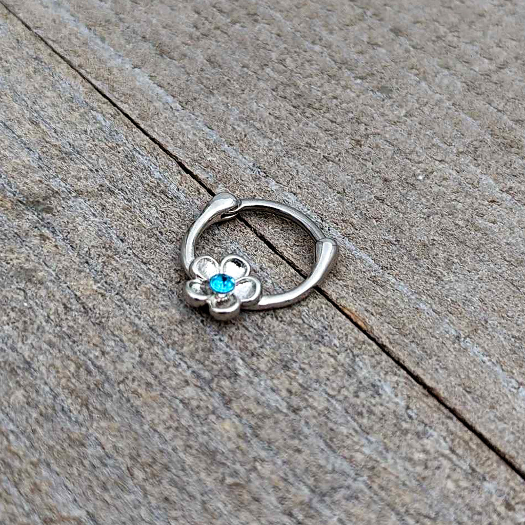 16G 5/16 Blue Gem Sweetheart Flower Cartilage Clicker