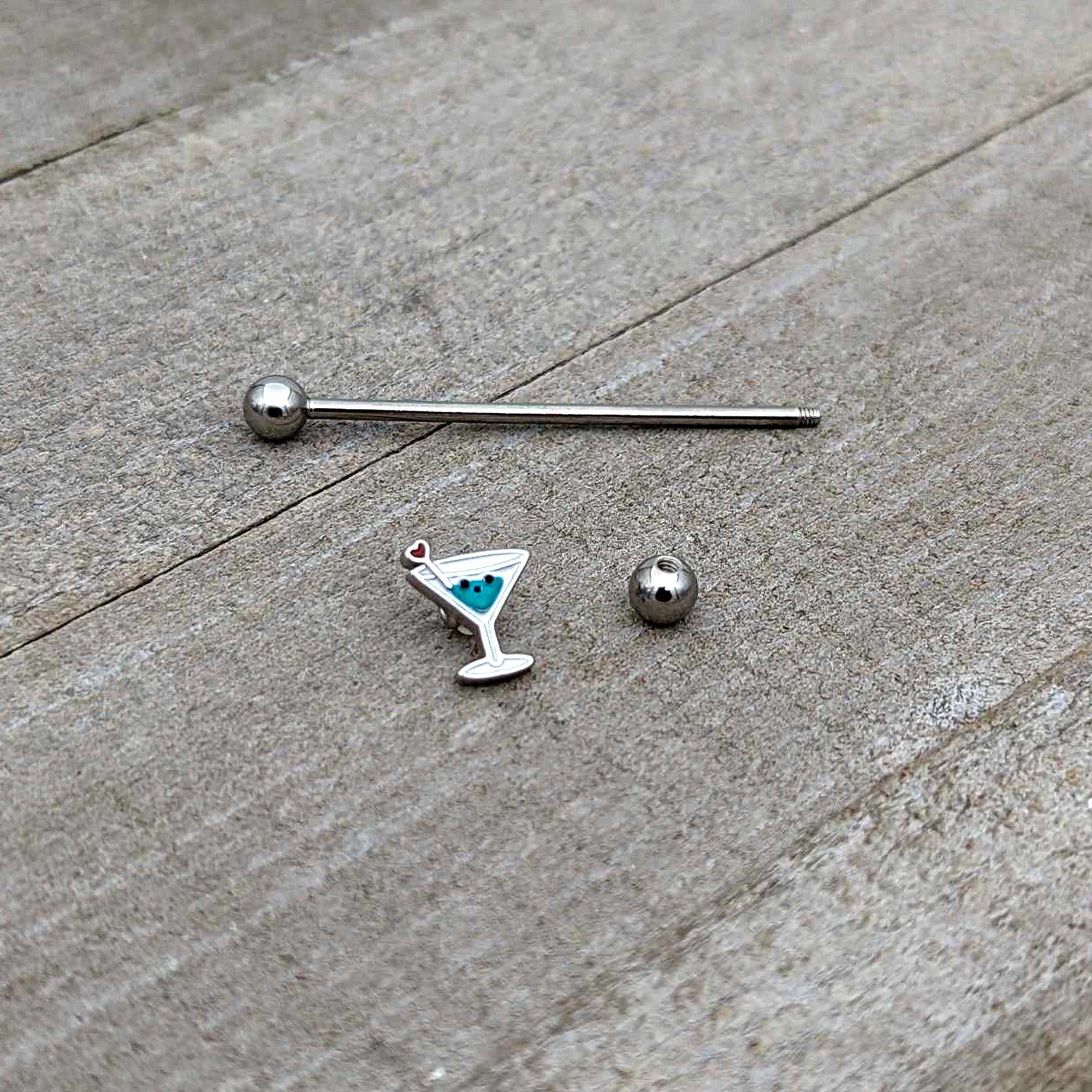 14G Sweet Martini Glass Heart Industrial Barbell 38mm