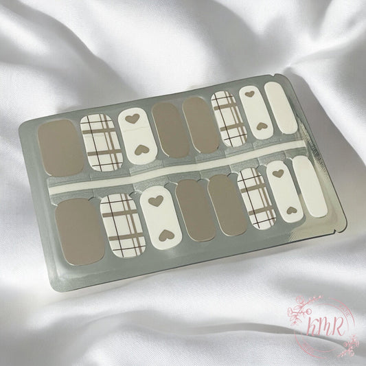 Arella Nail Wrap