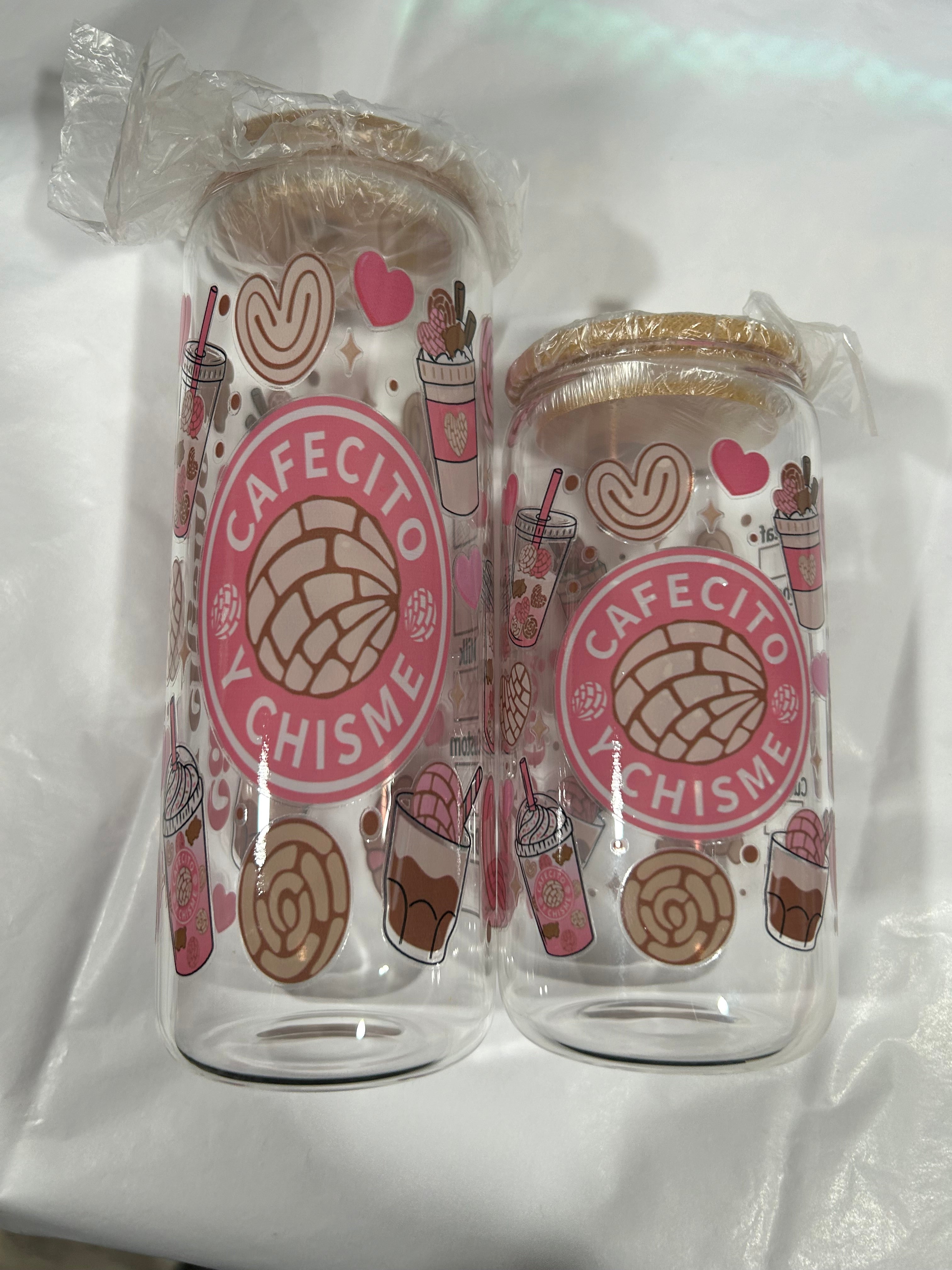 Cafecito Y Chisme Glass Cup
