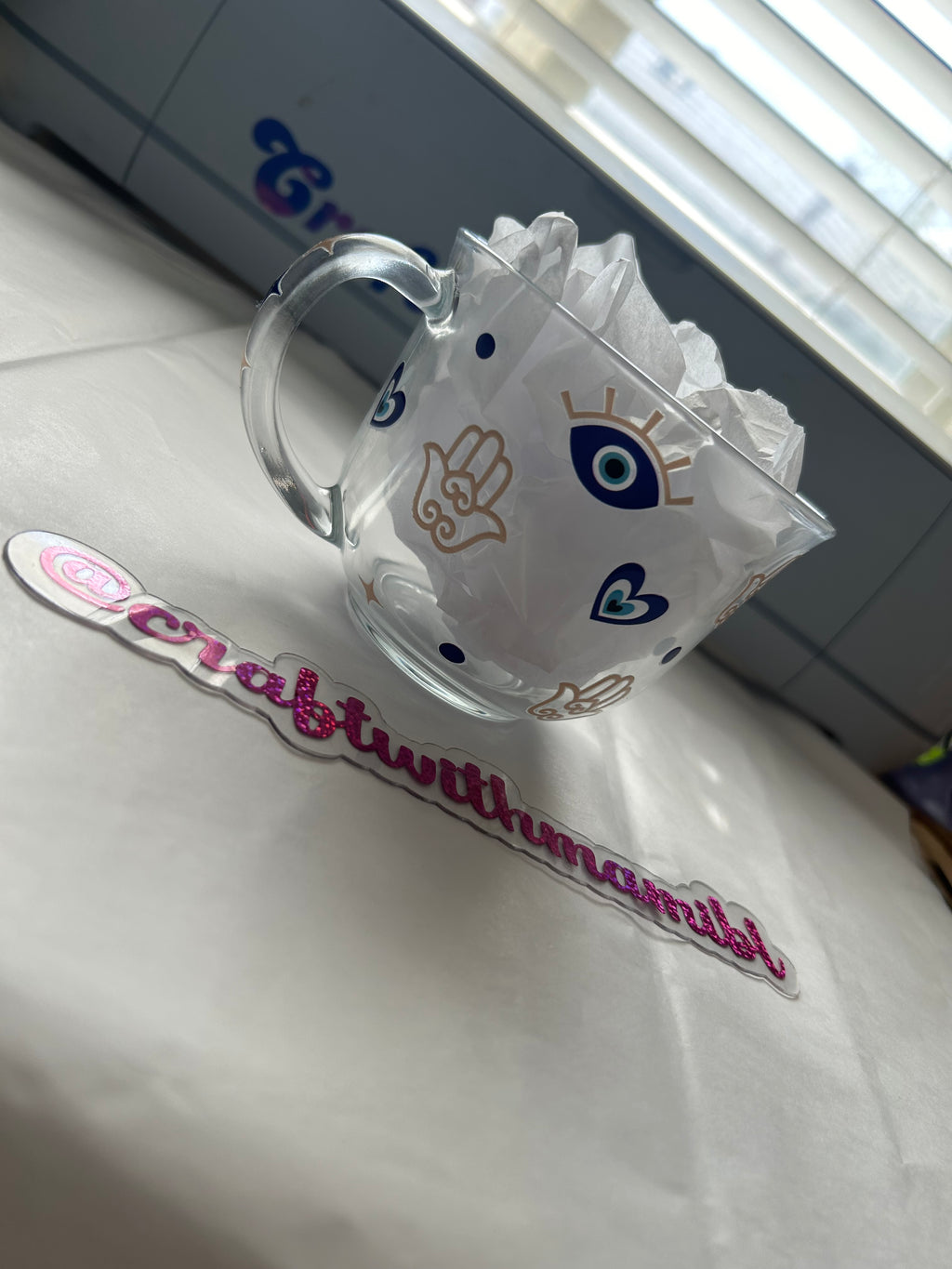 Taza de té o café con forma de mal de ojo