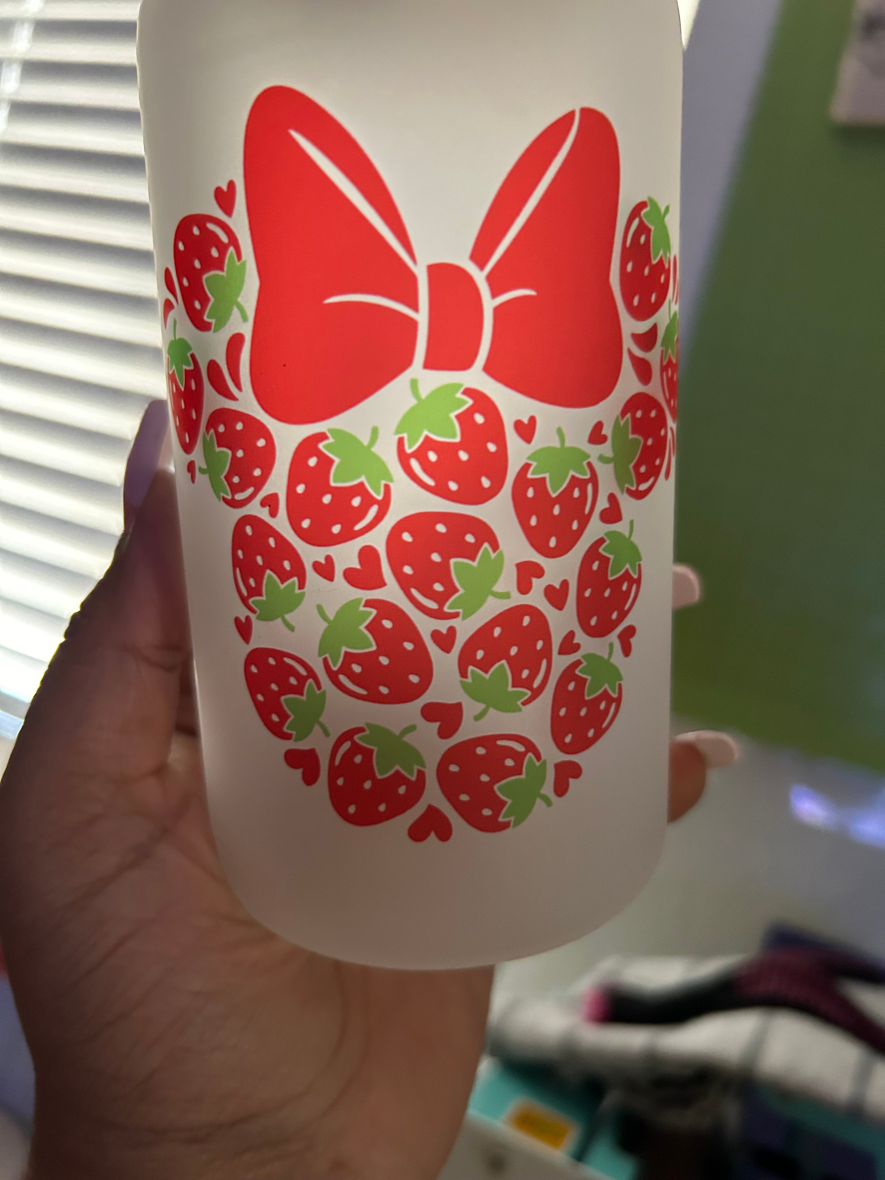 Strawberry Head 16oz frosted cup
