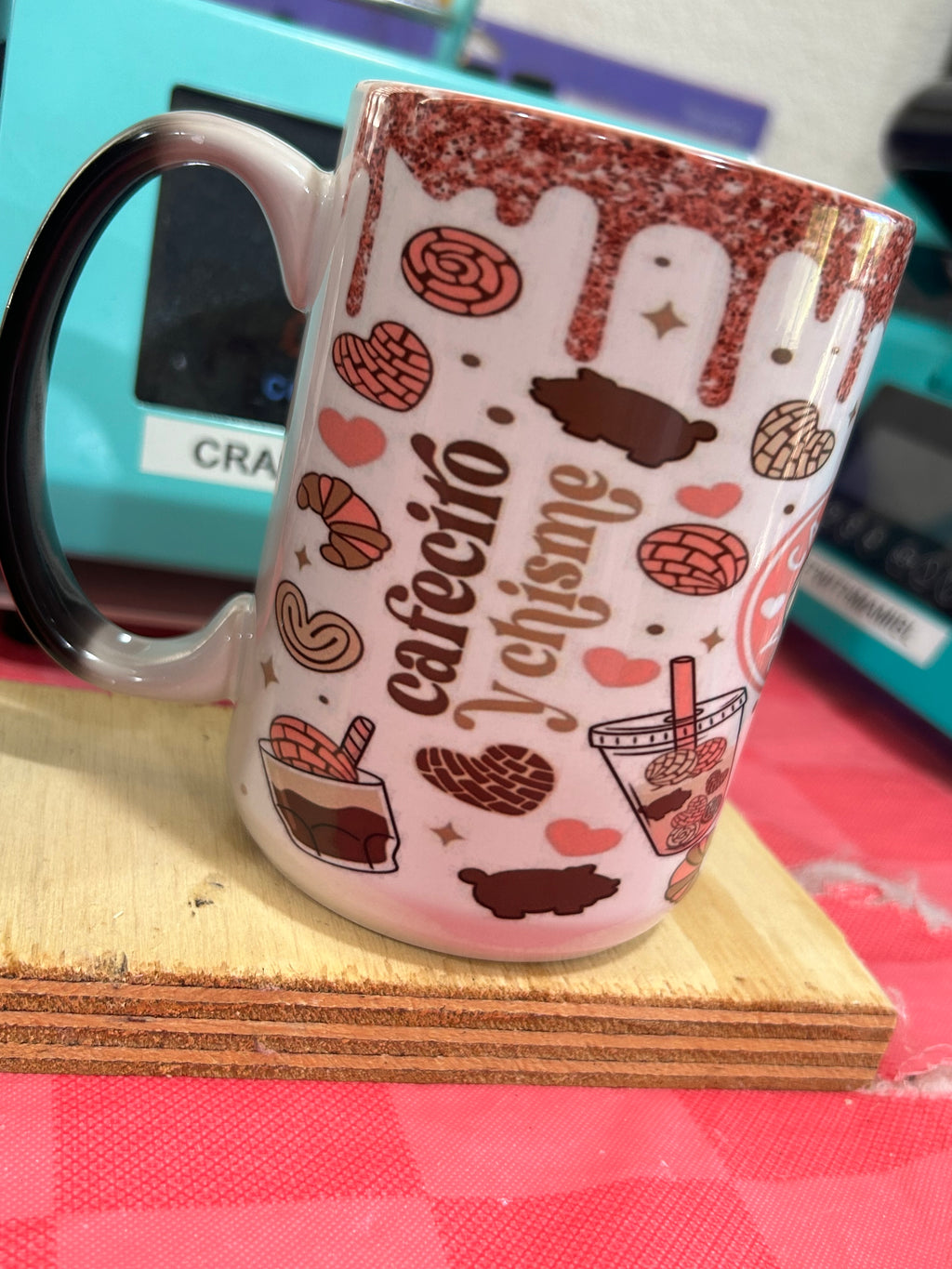 Color Changing Cafecito Y Chisme 15oz mug