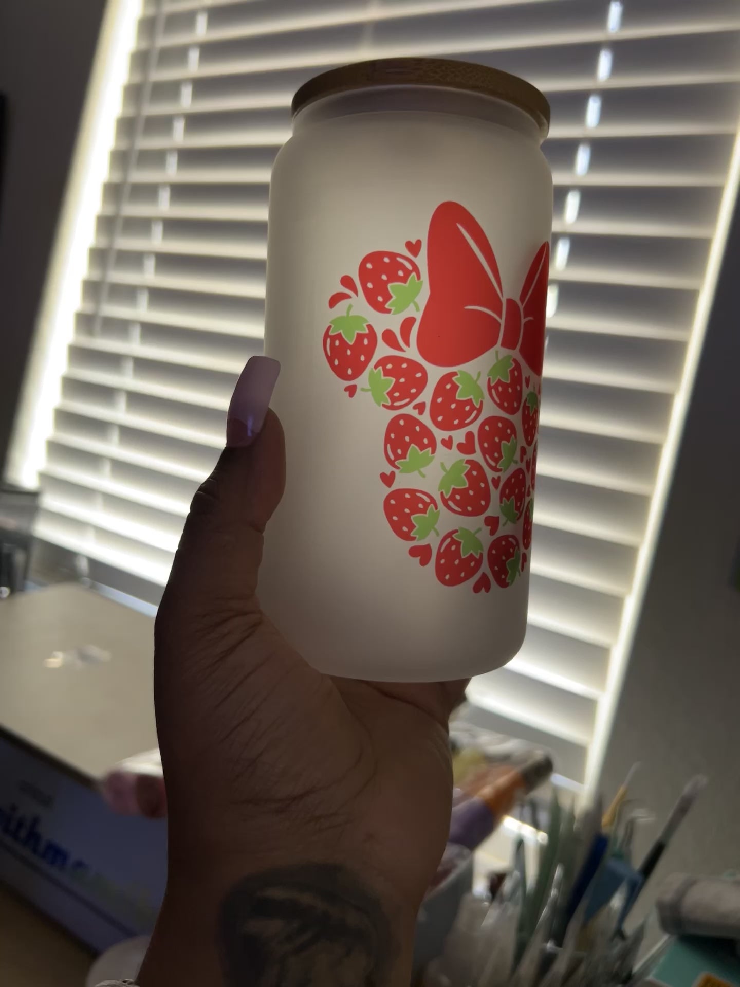 Strawberry Head 16oz frosted cup