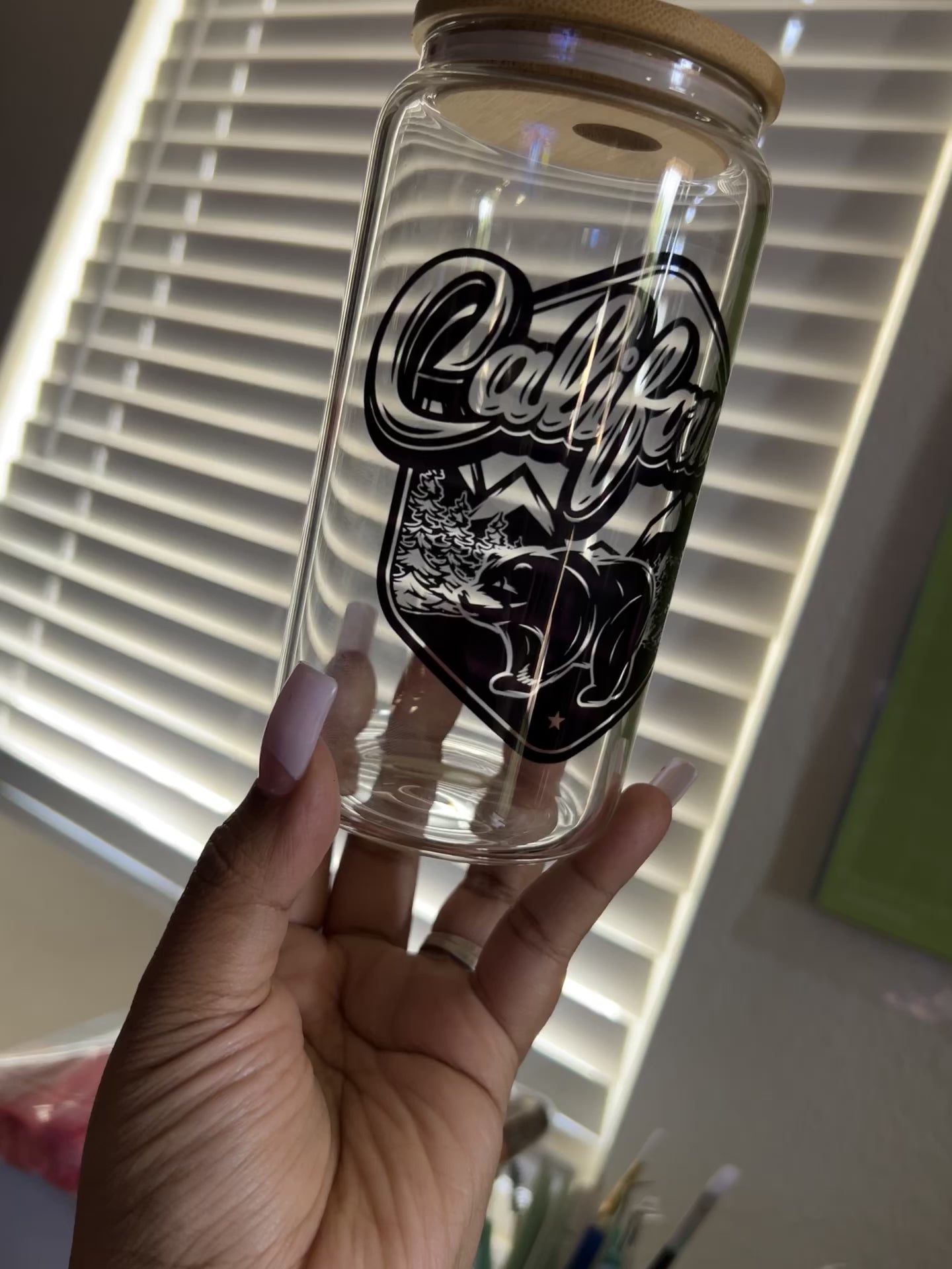 California love 16oz Clear glass can